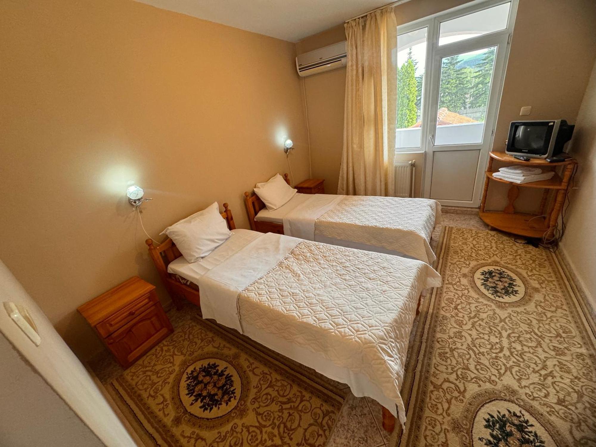 Motel International Берковица Экстерьер фото